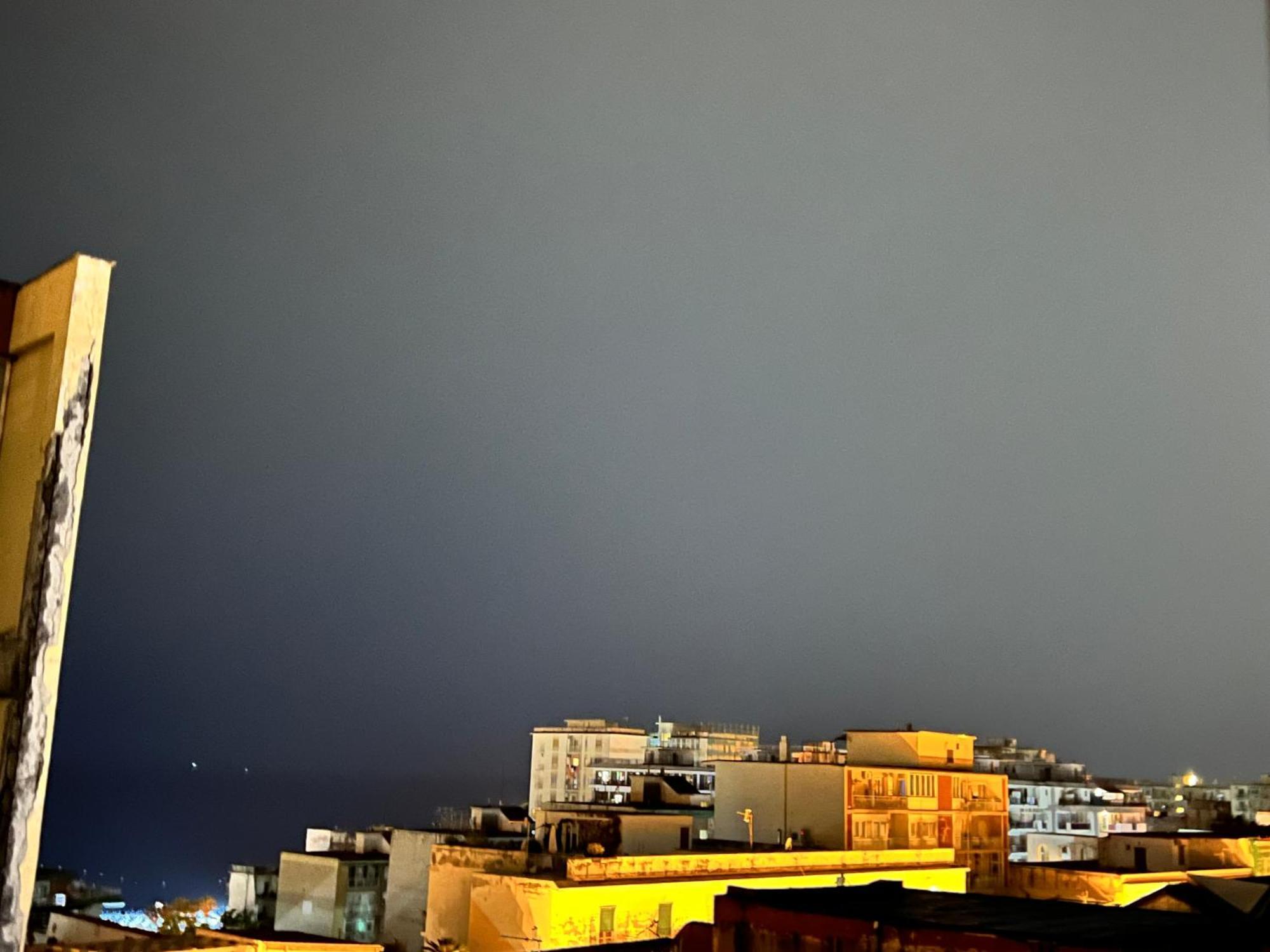 Sogno Di Mezza Estate Apartment ตอร์เร อันนุนซิอาตา ภายนอก รูปภาพ